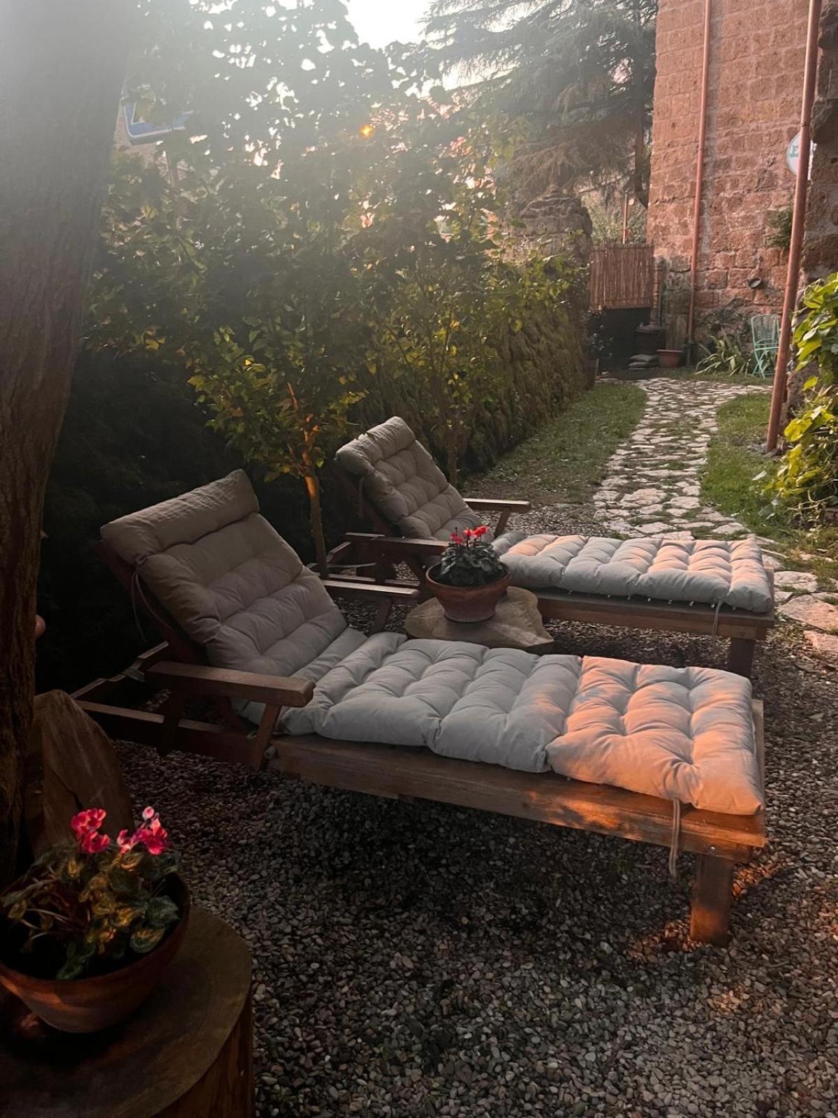 B&B Etruscan Garden Sutri Eksteriør bilde