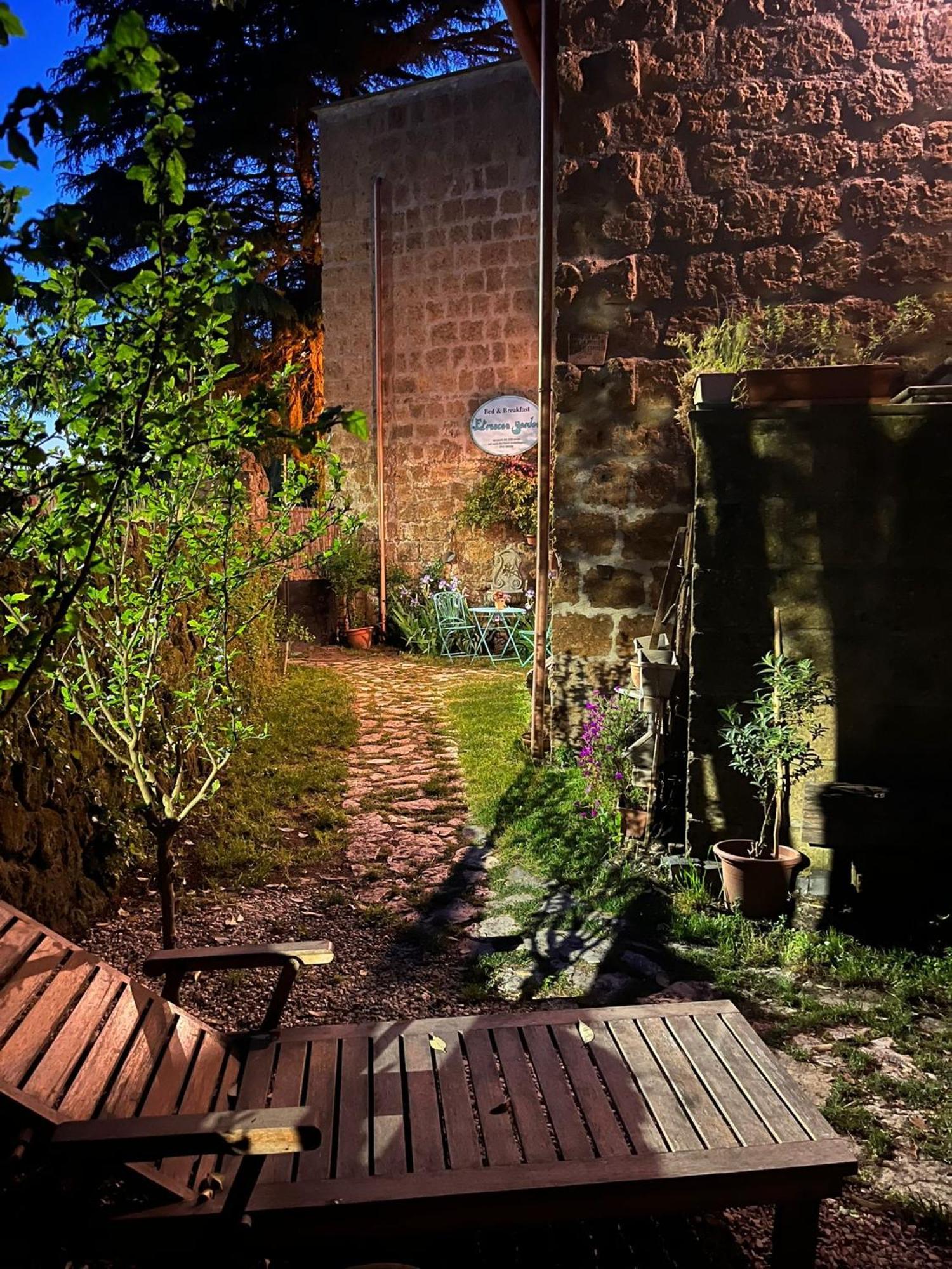 B&B Etruscan Garden Sutri Eksteriør bilde